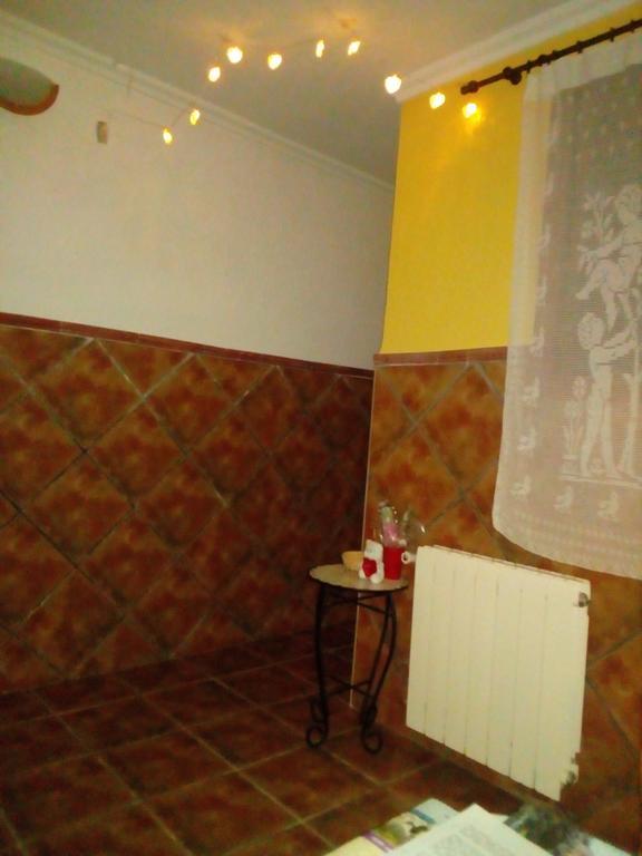 La Casassa II Guest House Les Coves de Vinroma Ngoại thất bức ảnh